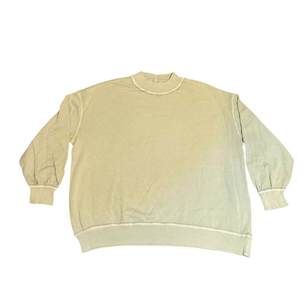 We The Free Sage green Sweatshirt Medium ( B20471)